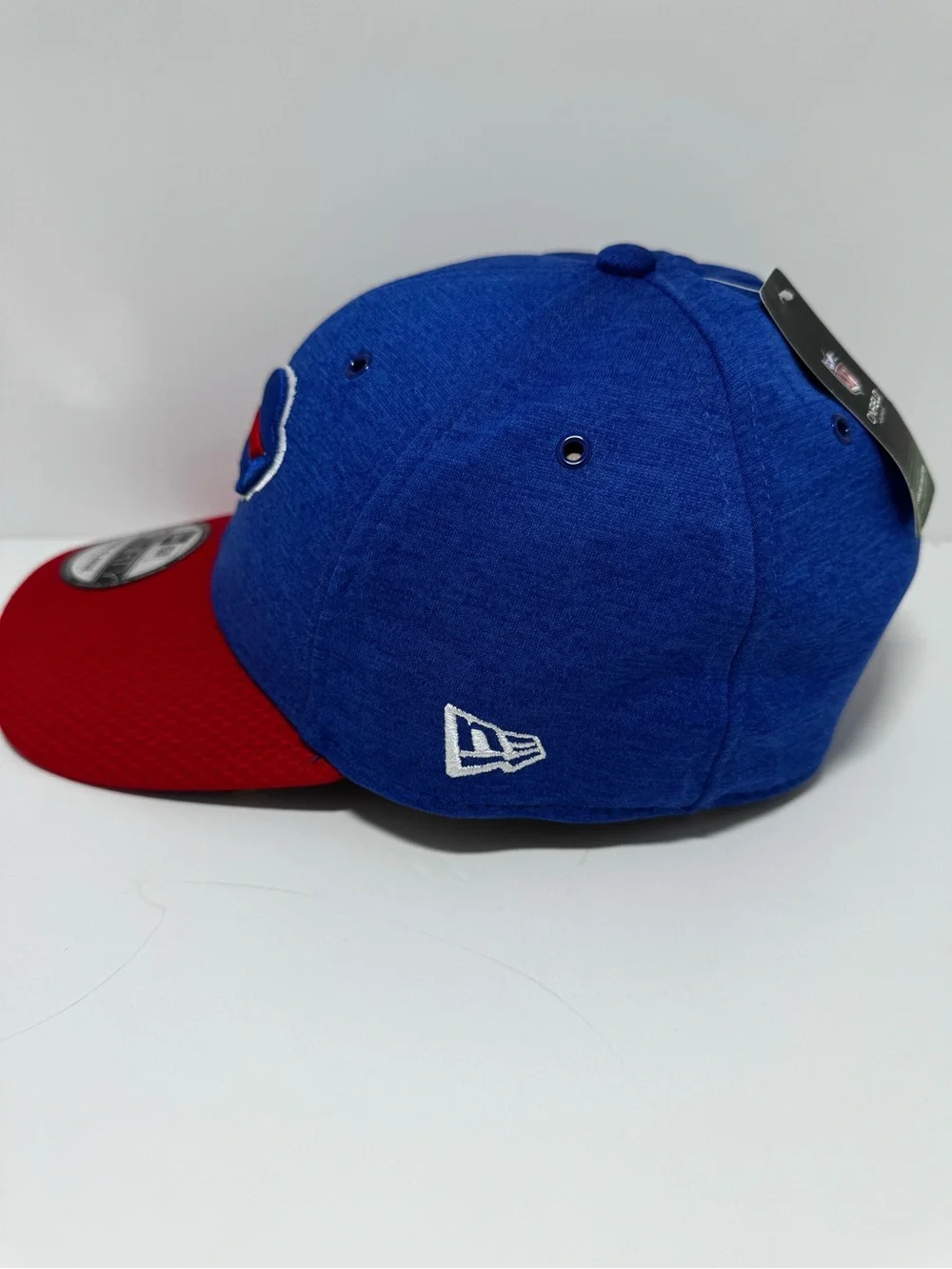 Buffalo Bills New Era NFL Sideline Historic 39THIRTY Flex Hat - L/XL